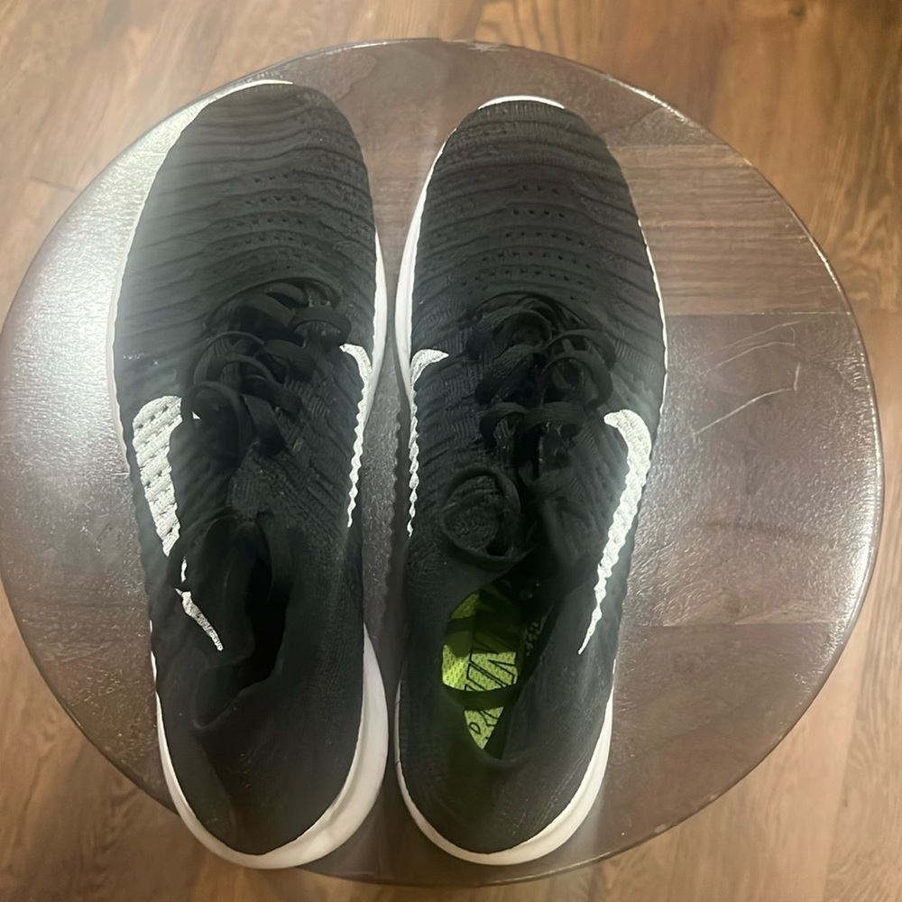 Nike Free Run Flyknit Men’s Running Shoes 8.5-9
